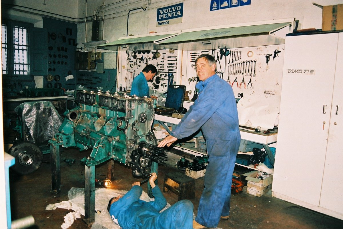 Imagen de Capitol 8 - 2002